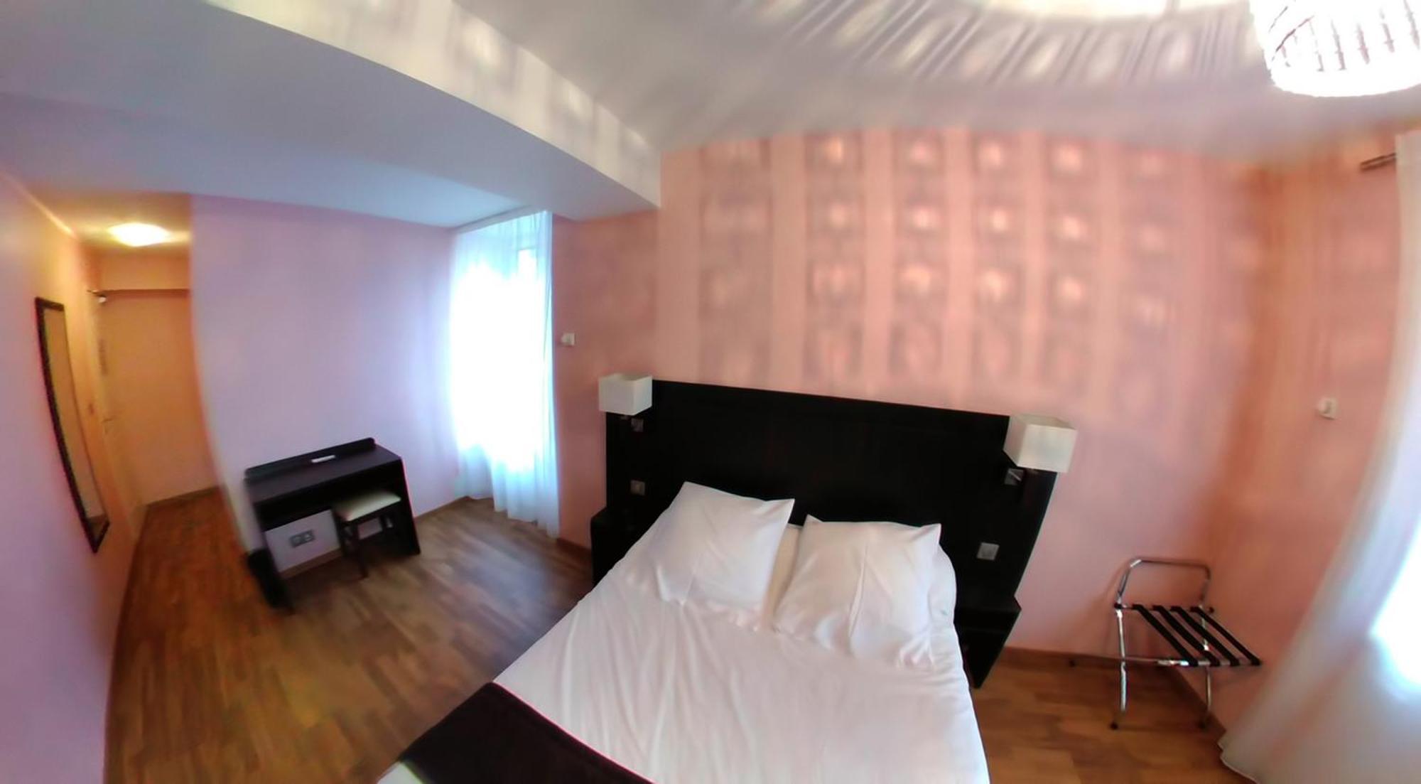 Hotel Au Bon Coin Cloyes-sur-le-Loir Eksteriør bilde
